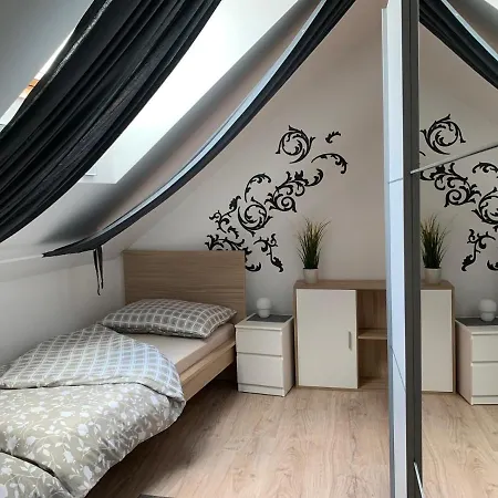 Schoene Und Helle Апартаменты *