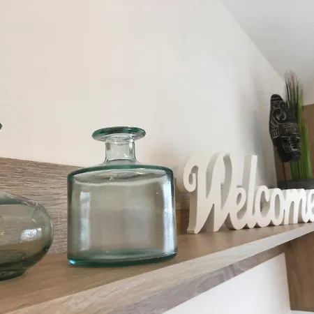 Schoene Und Helle Apartman Deutsch-Wagram