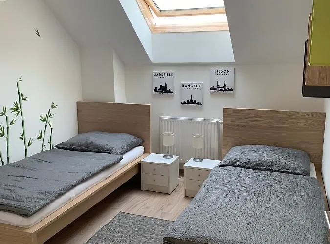 Schoene Und Helle Deutsch-Wagram