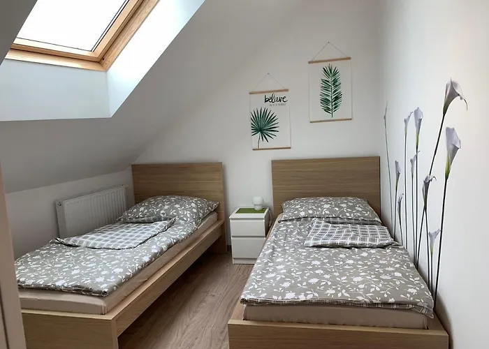 Schoene Und Helle Deutsch-Wagram